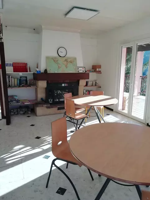 collège Lucioles intérieur